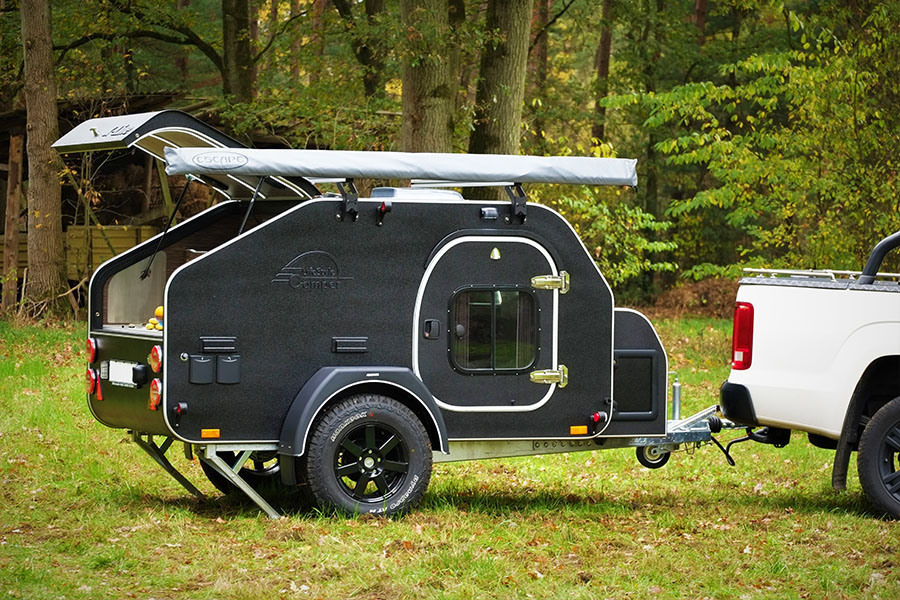 X-Line teardrop-haagis maastikul